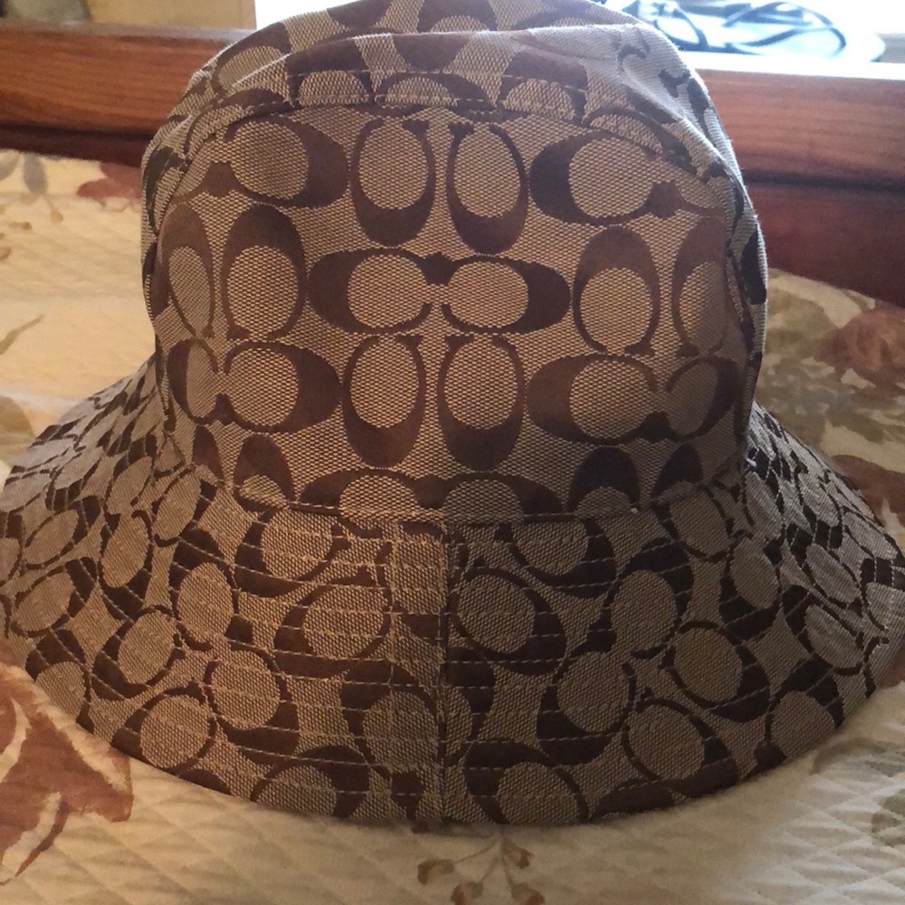 Coach bucket hat